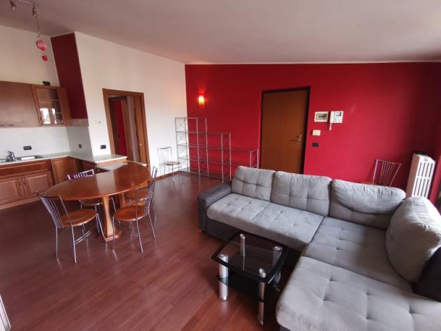 Trilocale lussuosamente arredato con terrazzo - Foto 9