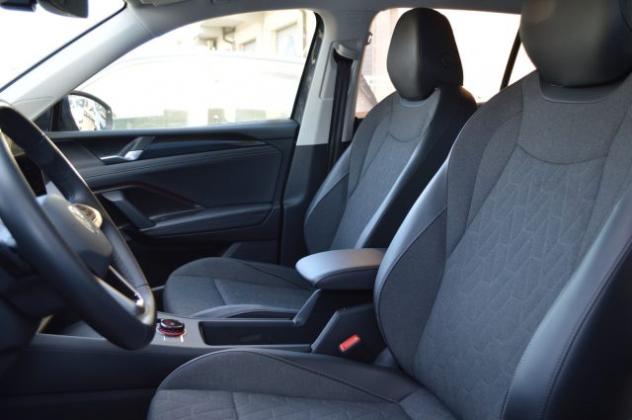 VOLKSWAGEN Tiguan 2.0 TDI DSG Màs (Elegance) 150 CV rif. 23731859 - Foto 8