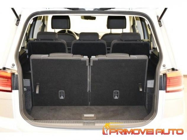 VOLKSWAGEN Touran 2.0 TDI 150 CV SCR DSG R-Line rif. 20496975 - Foto 5