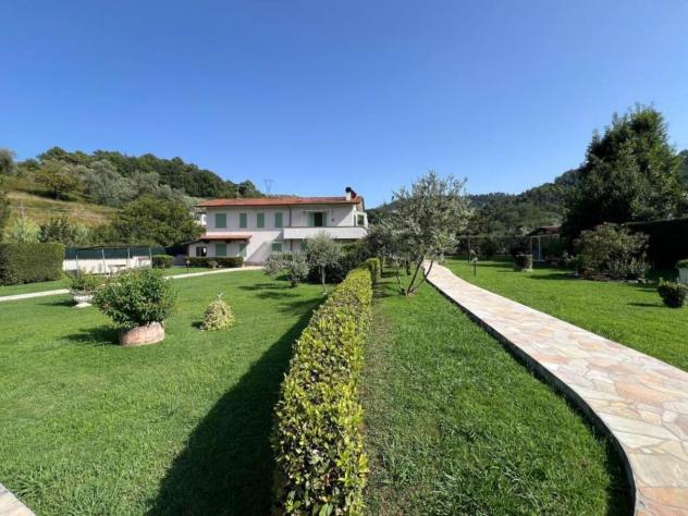 Villetta bifamiliare in vendita a Marignana - Camaiore 200 mq Rif: 1432617