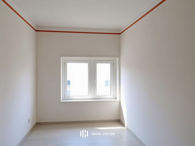 CUNEO - VIA BERSEZIO: AMPIO APPARTAMENTO RISTRUTTURATO - Foto 10