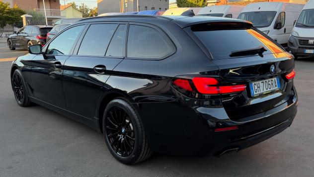 BMW 520D TOURING XDRIVE 48V 2.0 LUXURY AT8 190 CV - FULL LED, PELLE, VIRTUAL COCKPIT - Foto 6