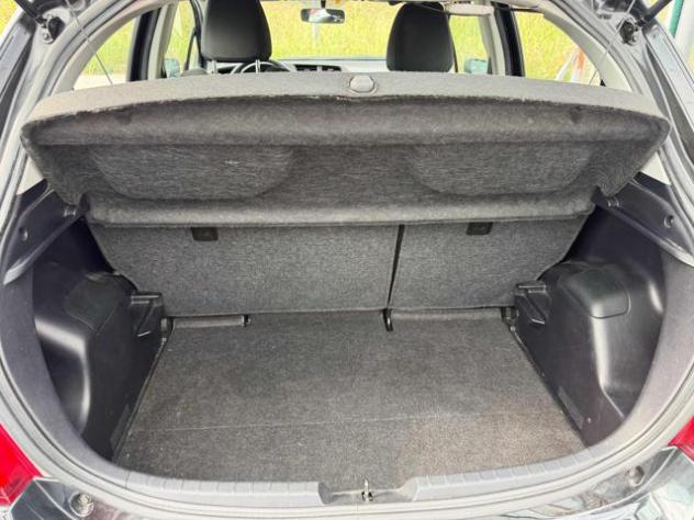 TOYOTA Yaris 1.0 5 porte Lounge rif. 23999673 - Foto 9