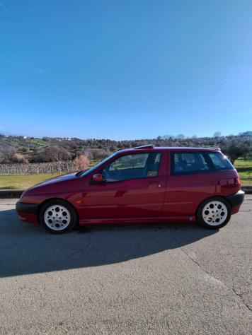 Alfa Romeo 145 2.0i 16V Twin Spark cat Quadrifoglio - Foto 3