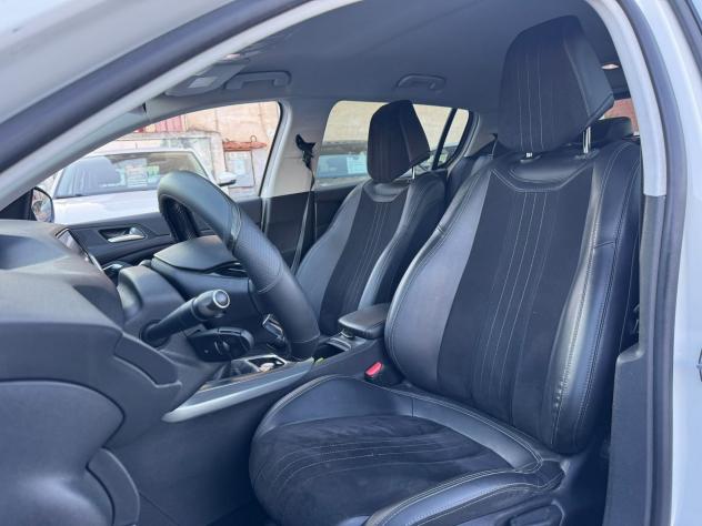 Peugeot 308 1.6 BlueHDI 120cv Allure - Foto 6