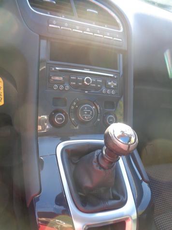 5008 1.6 HDi 112CV Premium stra full 7posti - Foto 8