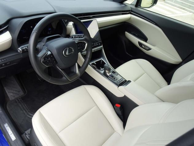 Lexus LBX Elegant 2WD - Foto 7