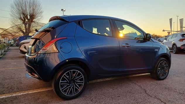 Lancia Ypsilon 1.0 FireFly 5 porte S&S Hybrid Gold - Foto 5