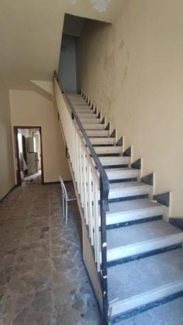 Indipendente con terrazzo da ristrutturare - Foto 3
