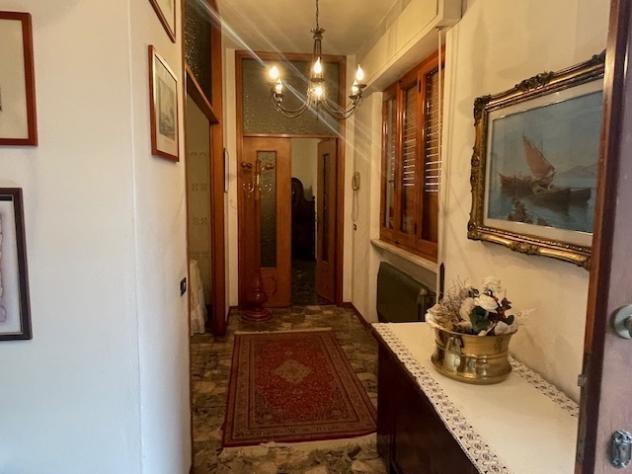 Porzione di casa in vendita a Massa - Foto 3