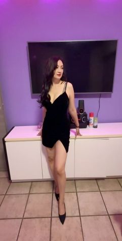 Vieni per passare indimenticabili momenti con delle bellissime ragazze, capaci Tel:3341140917