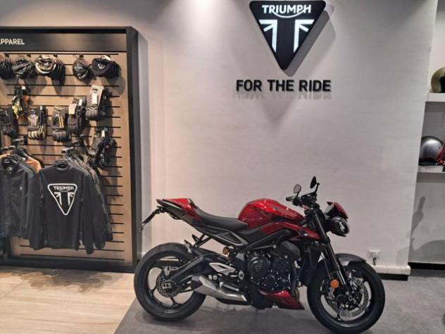TRIUMPH Street Triple RS 765 rif. 23761312