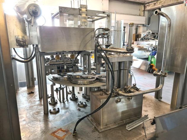 riempitrice e tappatrice professionale usata - Foto 10