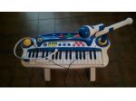 Pianola con sgabello e spartito  come nuovo