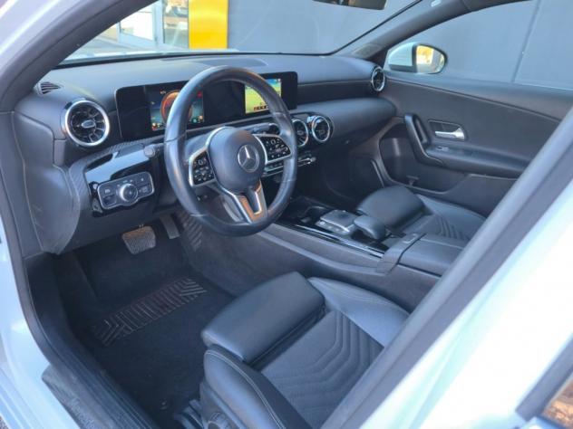 Mercedes-Benz Classe A A 180 d Automatic Business Pelle-Navy - Foto 9