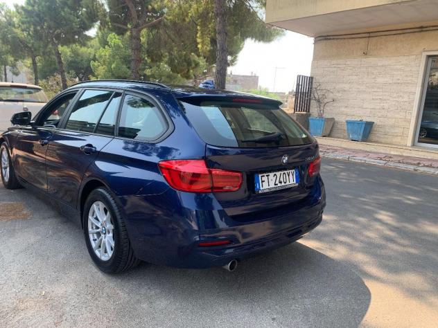 BMW - Serie 3 Touring - 316d 48V Touring Business Advantage - Foto 5
