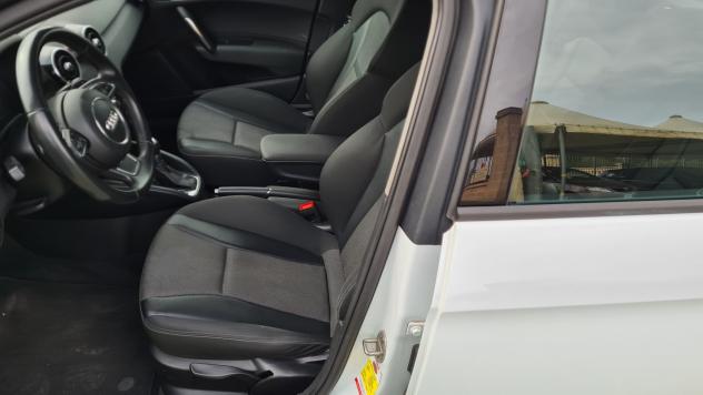 Audi A1 1.6 TDi 90 cv Sportback S-Tronic 2013 NEOPATENTATI - Foto 9