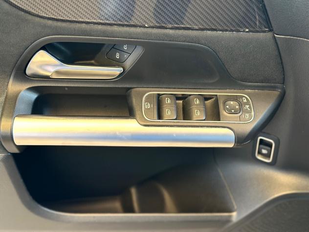 Mercedes-benz GLA 200 d Automatic Premium - Foto 6