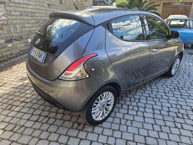 LANCIA Ypsilon 1.2 69 CV 5 porte Silver rif. 24072223 - Foto 4