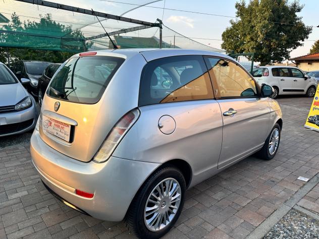 Lancia Ypsilon 1.2 Benzina - Foto 7