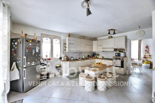 Casa indipendente di 250 m² con 4 locali in vendita a Dumenza - Foto 7
