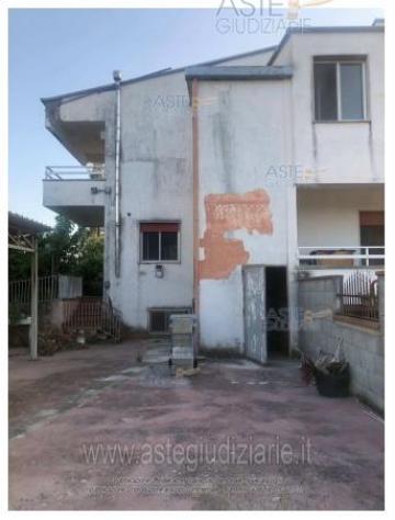 IMMOBILI-IMMOBILE RESIDENZIALE-Via Trasversale n. 80 - B.go Faiti - Foto 3