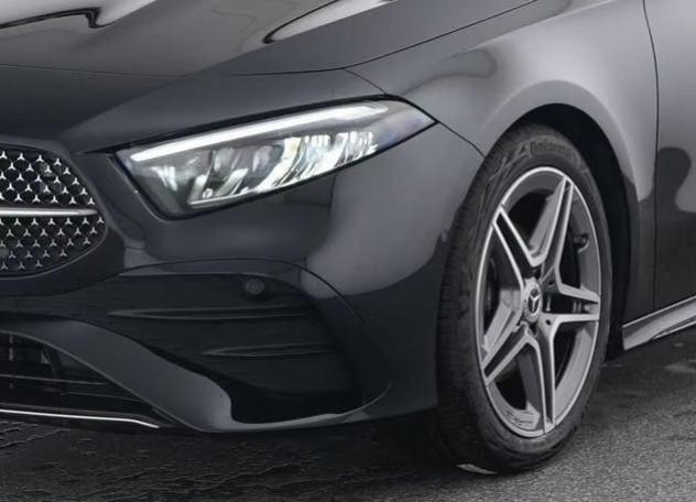 Mercedes-Benz Classe A A 180 Premium AMG LED NAVI - Foto 3