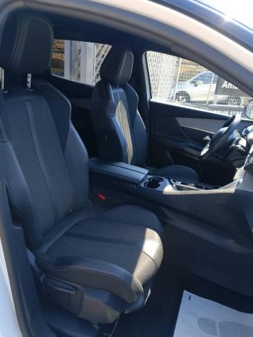PEUGEOT - 3008 - BlueHDi 130 S&S GT Line - Foto 9