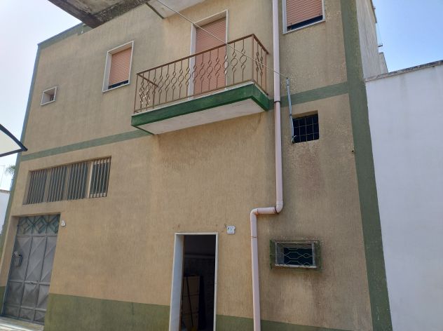 FinImmobil VENDE in Guagnano (LE) Villa Baldassarri 2 Appartamenti Via D. Statut - Foto 2