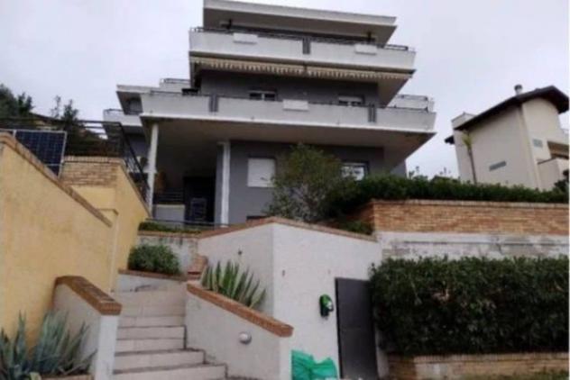 Immobile in asta di 153 m² in vendita a Montesilvano - Foto 2