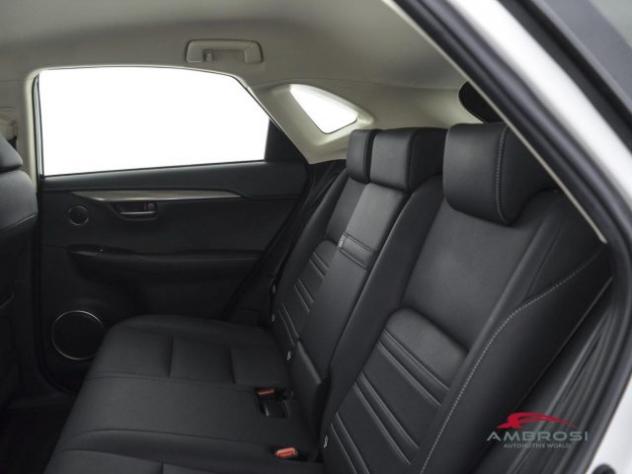 LEXUS NX 300h Hybrid 4WD Executive rif. 23482964 - Foto 10