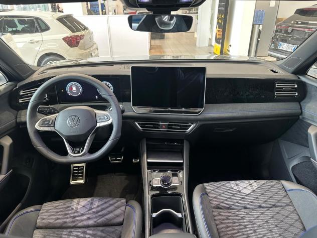 Volkswagen Tiguan Tiguan 2.0 tdi R-Line Plus 150cv dsg - Foto 9