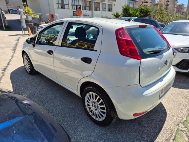 Fiat Punto 1.3 MULTIJET 95CV 5P EURO6 UNICOPROPRIETARIO - Foto 7