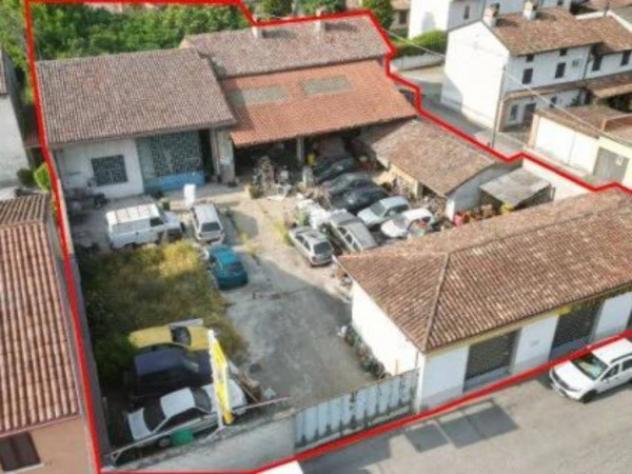 Immobile in asta di 414 m² con più di 5 locali e box auto in vendita a Chiusi - Foto 4