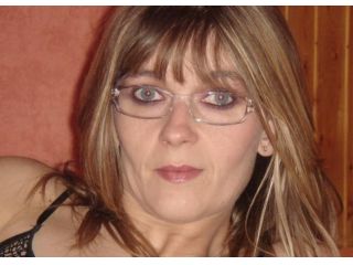 Amore e incontri La Spezia - egittox: alta 161cm, 50kg, cerco uomo vicino