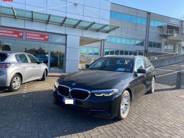 BMW 520 d 48V xDrive Touring Business rif. 23926906