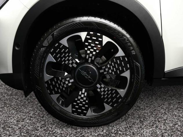 FIAT 600 1.2 Hybrid 110cv La Prima II - Foto 6