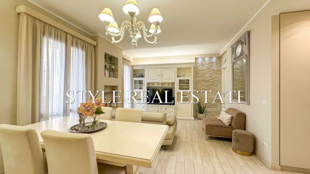 RECENTE APPARTAMENTO CON GARAGE ZONA VILLA POLITI-MONUMENTI