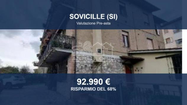 Immobile in asta di 170 m² con più di 5 locali e box auto in vendita a Sovicille