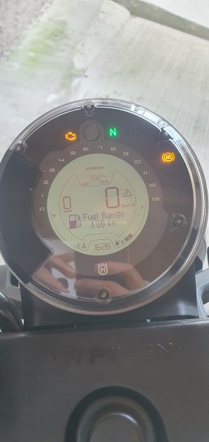 Vitpilen 401 - 2024 - 7.900 km - Unico prorietario - Foto 4