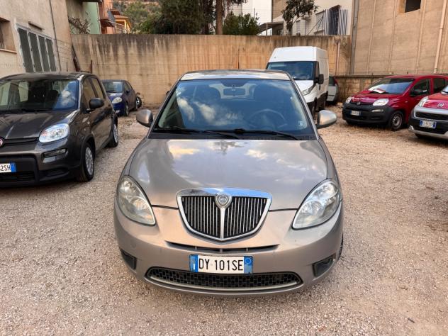 Lancia Ypsilon 1.4 Oro Ecochic GPL - Foto 3