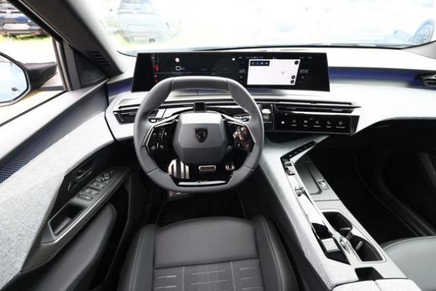 PEUGEOT 5008 Hybrid 145 e-DCS6 GT rif. 24133890 - Foto 6