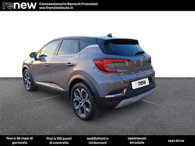 RENAULT Captur E-TECH Hybrid 145 FAST TRACK 2023 rif. 23859979 - Foto 4