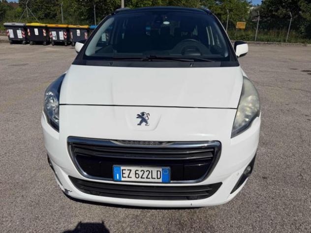 PEUGEOT 5008 1.6 HDi 115CV Allure senza nessun lavoro da fare rif. 23802118 - Foto 2