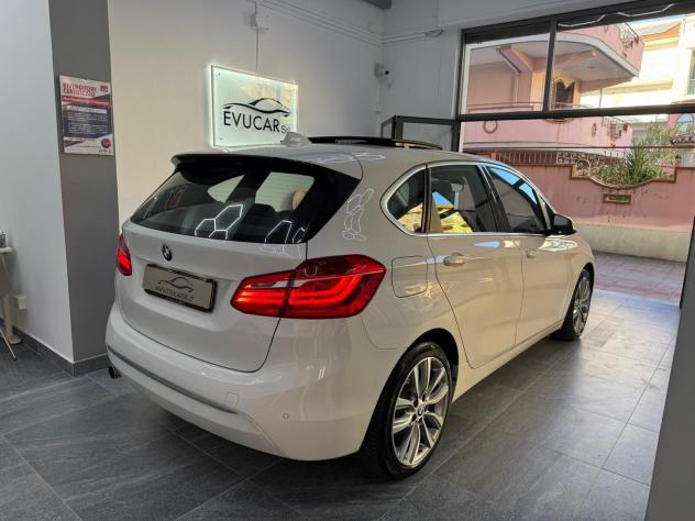 Bmw 2er Active Tourer 218d Luxury - Foto 8