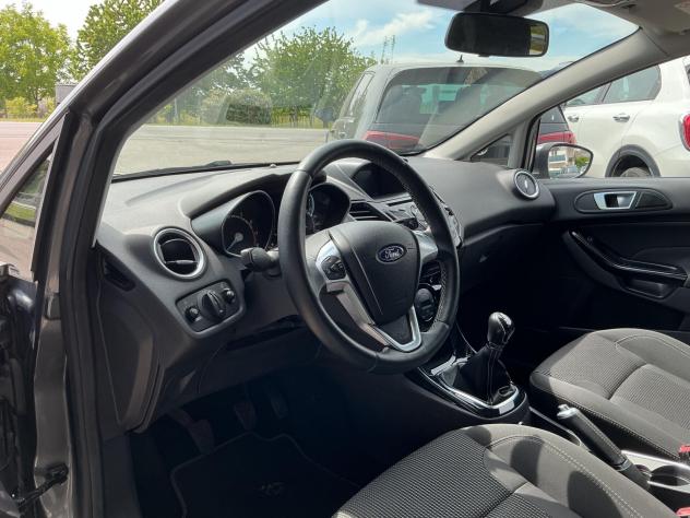 Ford Fiesta 1.4 GPL Neopatentati - Foto 8