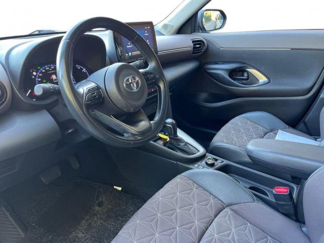 Toyota Yaris Cross 1.5H (116 CV) E-CVT Lounge AWD-i - Foto 6