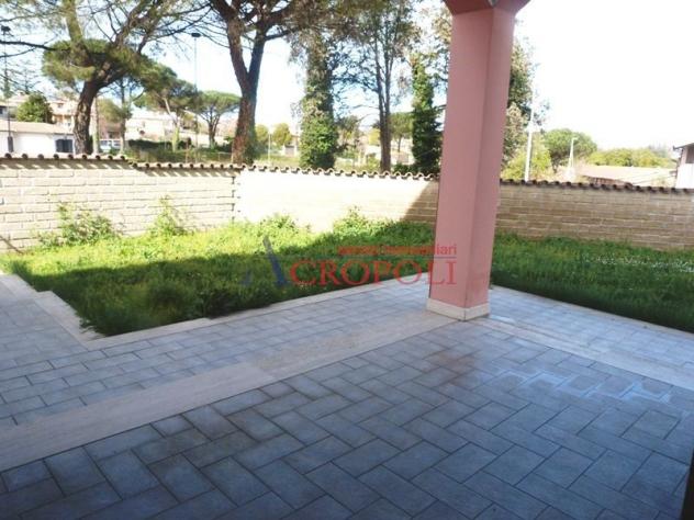 ANGUILLARA SABAZIA, LOCALITA’ POGGIO DEI PINI, APPARTAMENTO INDIPENDENTE CON AMPIO GIARDINO - Foto 12