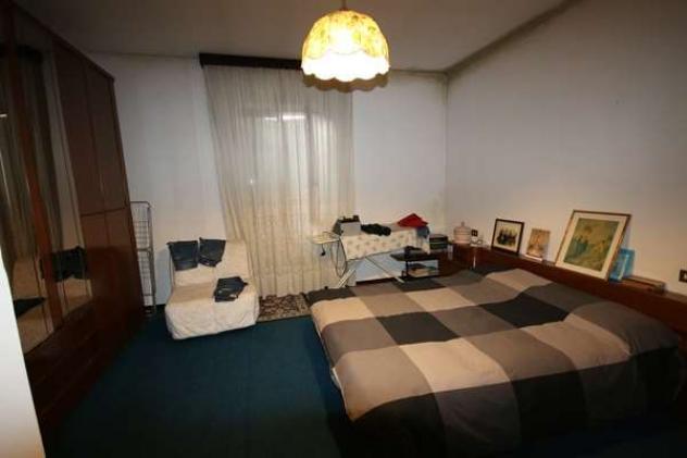 91 - Porzione di stabile con bar e appartamento - Foto 12