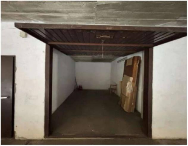 Immobile in asta di 147 m² con più di 5 locali e box auto doppio in vendita a Trezzo sull'Adda - Foto 13